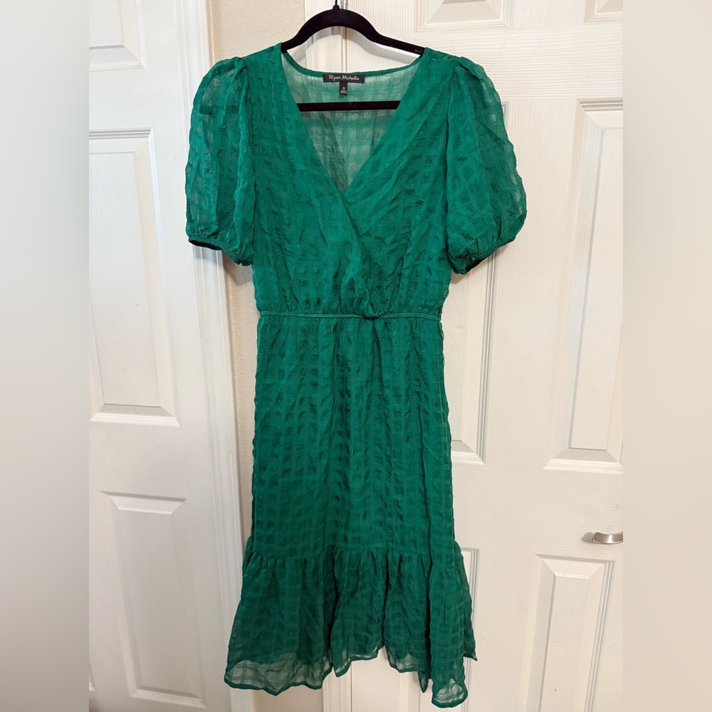Ryan Michelle Women’s Green Dress Size Small